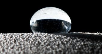 Brigham Young University scientists develop super-hydrophobic surfaces
