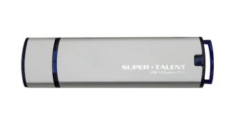 Super Talent RC8 flash drive