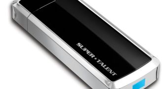 Super Talent USB 3.0 RAIDDrive Works at Over 370 MB/s
