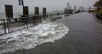 FDR Drive in Manhattan, NYC, lies submerged under four feet of water