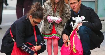 Before the divorce: Katie Holmes, Tom Cruise and daughter Suri