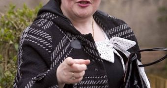Susan Boyle tipped to perform theme song for upcoming “James Bond” film