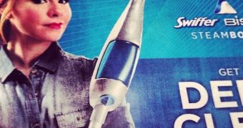 Swiffer ad that rips off Rosie the Riveter imagery to push a fancy steam mop