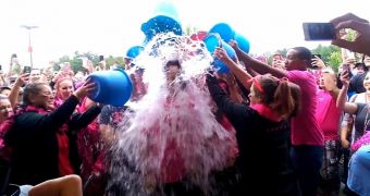 John Legere takes the ALS Ice Bucket Challenge