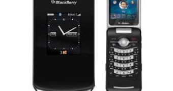 T-Mobile Releases BlackBerry Pearl Flip in the US