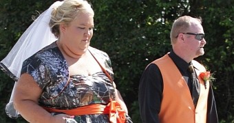 Mama June and Sugar Bear got their dream “redneck wedding” in 2013 but it wasn’t legally binding