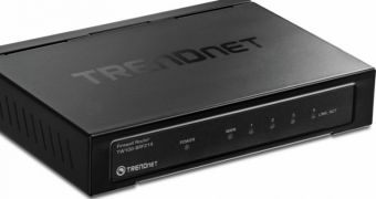 This router features 4 x 10/100Mbps Auto-MDIX LAN ports