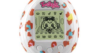 Tamagotchi Friends gadget, comes in other colors too