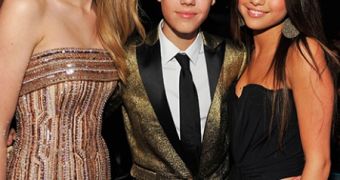 Taylor Swift believes Selena Gomez is too good for Justin Bieber, Selena doesn’t necessarily agree