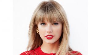 Taylor Swift ranks number one in the top for best grossing artists in 2014