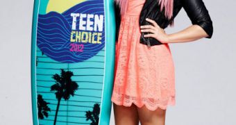 Demi Lovato was the host of the Teen Choice Awards 2012