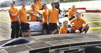 The Nuon Solar Team at the Zandvoort racing track during the presentation of Nuna 3 to the press