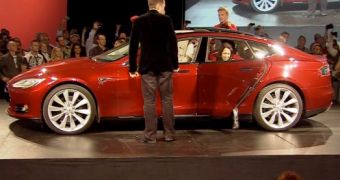 Tesla Model S Beta unveiling