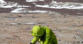 Christian Sidor while digging for the fossilized burrows in Antarctica during 2006