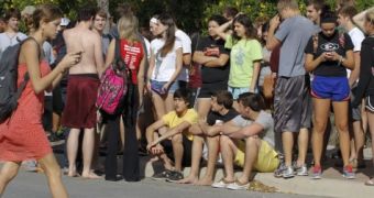 Texas University Bomb Threat Forces Evacuation, Emergency Over, Police Say