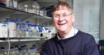 Tim Hunt does not think women and men scientists should work together