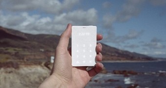 The Credit Card-Sized Light Phone Wants to Keep You “Disconnected”