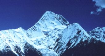 Gongga, the highest fast-rising peak in the world