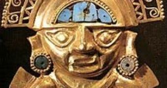 Inca golden statuette