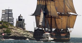 The Mutiny on the Bounty sinks, crew members rescued