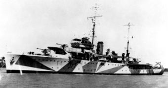 This is the MHS Yarra, sporting dazzle camouflage paint