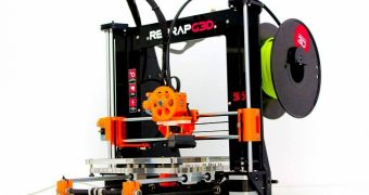 The New Gadgets3D RepRap G3D Printer Is Just $499 (€489), Half the Price for Schools
