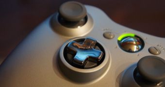 The New Xbox 360 Wireless Controller Showcased on the Extreme Windows Blog