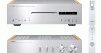 New kids on the audiophile block: Yahama CD S-2000 SACD player and high-end amplifier A-S2000.