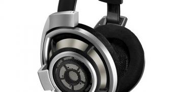 The HD 800, the new flagship reference-grade headphones from Sennheiser
