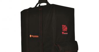 Thermaltake Transporter carry bag