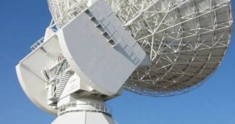 A picture of the 35-meter antenna that ESA operates in Spain