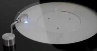 New turntable is the future of digital music