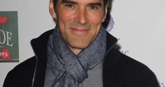 Thomas Gibson had 2-year online affair with stranger, got catfished