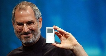 Steve Jobs unveiling one of the company's iPods