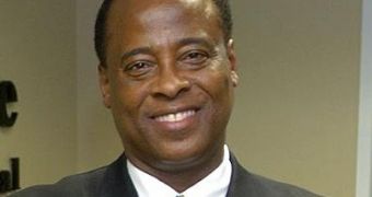 Dr. Conrad Murray may have lied about the time of death in Michael Jackson’s case, report says