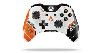 Titanfall even has a custom Xbox One controller