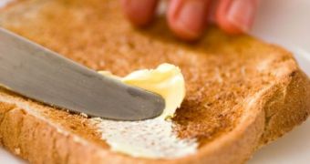 Woman uses toast and butter to assault her husband, gets in trouble with the law