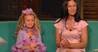 Susanna and Isabella Barrett do The View to complain about TLC's “Toddlers & Tiaras”