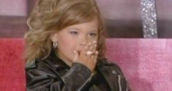 “Toddlers & Tiaras” Shocks Again with 4-Year-Old “Smoking” Cigarette on Stage