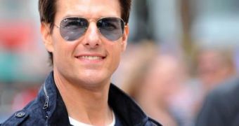 Tom Cruise is looking to buy a place in NYC to be closer to Suri