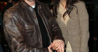 Tom Cruise and Katie Holmes reach divorce settlement, Katie gets custody of Suri