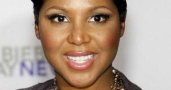 Toni Braxton has bought a new $3 million (€2.2 million) house in the same neighborhood as Justin Bieber