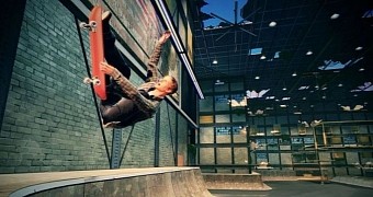 Tony Hawk skating action