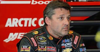 Tony Stewart's racing career hangs by a thread as the public think he is guilty of deliberately running over Kevin Ward in his racing car