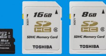 Toshiba unveils 16GB microSDHC cards