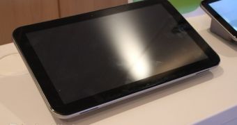 Toshiba’s Tegra 3 Powered 13.3-Inch Tablet Pictured