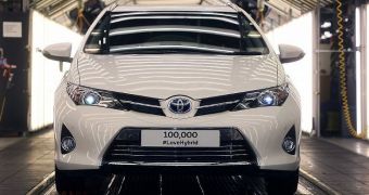 Toyota says it has sold its 100,000th hybrid in the UK