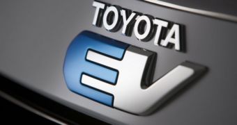 Toyota Working on Mid-Drive Charging System for EVs