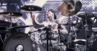 Travis Barker won’t join Blink-182 on tour in Australia because he’s still afraid to fly after tragic ’08 crash