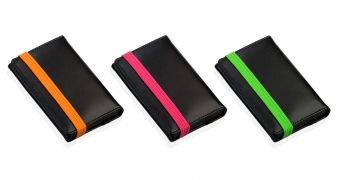 TuneWallet comes in three different colors, for different tastes